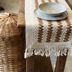 CAMINHO DE MESA - RENDA CARAMELO